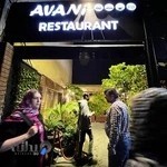 کافه رستوران آوانی