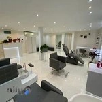 سالن زیبایی لیوار