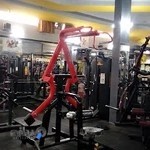 باشگاه بدنسازی تک تن