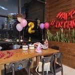 کافی شاپ دوستان