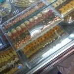 کافه قنادی لاله صحرا