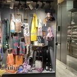 شال و روسری ساویس