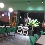 Pirana کافه فست‌فود پیرانا