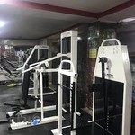 باشگاه بدنسازي و فيتنس و كراس فيت