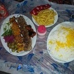 رستوران باغ شانار