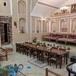 رستوران سنتی عمارت عقیق