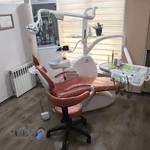 دکتر نوشین خباز دندانپزشک