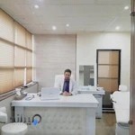 کلینیک دکتر فرهاد صارمی
