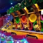 شهربازی سرزمین شادی Funland