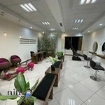 سالن زیبایی آراناز