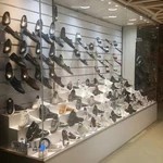 کفش مردانه و زنانه