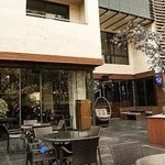 کافه رستوران مون لانژ