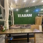 کافه رستوران تی بام