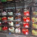 شیرینی سرای گل گندم پاکدشت شعبه ۱