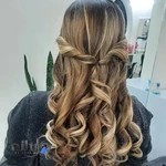 سالن زیبایی یاس سفید