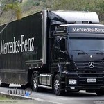 تعمیرگاه مکانیکی کامیون های Benz استاد کاوه