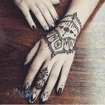 سالن زیبای وعروس سحرناز