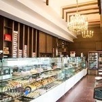 شیرینی هتل تهران