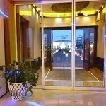 کافه رستوران هتل ترنج