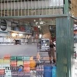 فست فود بهاران،مشایخی