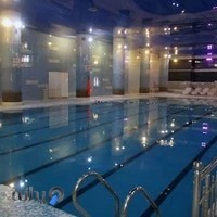 استخر هتل خورشید تابان