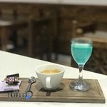 كافه رستوران قهوه لند(طنبور)