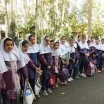 آمادگی و دبستان دخترانه غیردولتی اختر