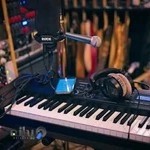 استودیو گلبانگ اهورایی