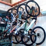 فروشگاه موتورسیکلت و دوچرخه خزر