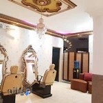 سالن زیبایی عروسک