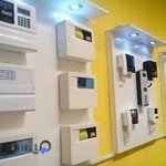 دوربین مداربسته و درب اتوماتیک کسری