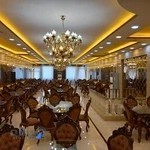 رستوران عالیجناب