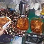 غذای بیرون بر گل پامچال