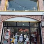 پوشاک بچگانه و سیسمونی نازلی ببکلر