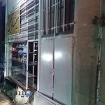 شیشه اتومبیل مهدی