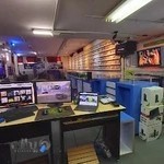 فروشگاه و مرکز تفریحی دارینوس