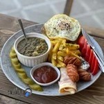 کافی شاپ گلدون