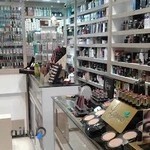 آرایشی و بهداشتی روژان