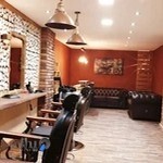 آموزشگاه آرایشگری مردانه ۲۰ قیچی