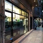 رستوران جوان هنرور