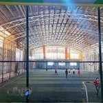 زمین فوتبال چمن مصنوعی مسقف کوثر