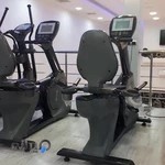 Gold's GYM باشگاه بدنسازی