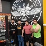 باشگاه بدنسازی و ورزشی آریا