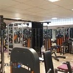 باشگاه بدنسازی ورزش سخت ۲