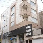 سالن زیبایی لئا