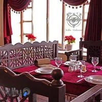 کافه رستوران نورا