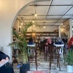 کافه کتاب بی‌خوابی