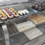 شیرینی و بستنی طالب