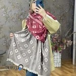 شال و روسری شارلی