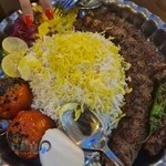 کافه رستوران میزبان